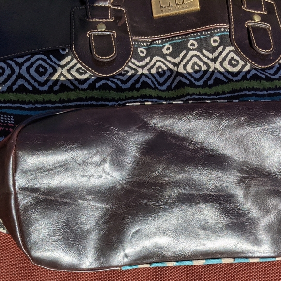 Nicole Miller New York Tribal Purse - Picture 4 of 7